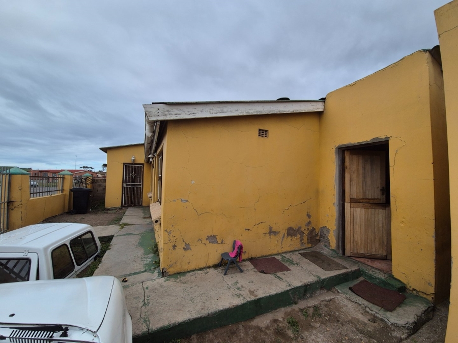 2 Bedroom Property for Sale in Kwazakhele Eastern Cape